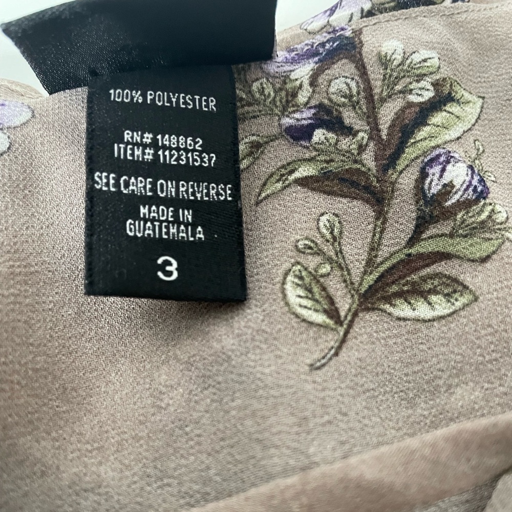 Torrid Floral Ruffle SheerTan with Gold Dots Top  Sz 3X - Picture 10 of 10